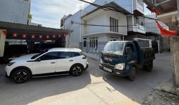 NHÀ PHAN CHU TRINH 🌎2 MẶT 🌊 TIỀN KIỆT Ô TÔ TRÁNH NHAU