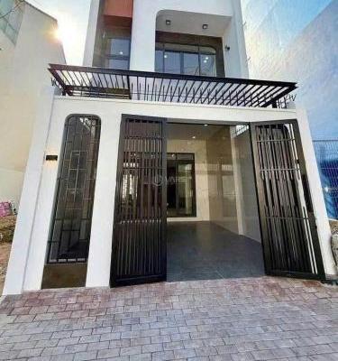 Chủ cần bán Nhà mặt phố 82m²