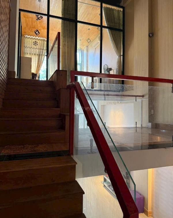 Bán nhà 1 trệt 1 lầu khu 🏘️ dân cư chợ chùa,bến tte