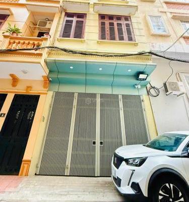 Bán Nhà trong hẻm 65m²