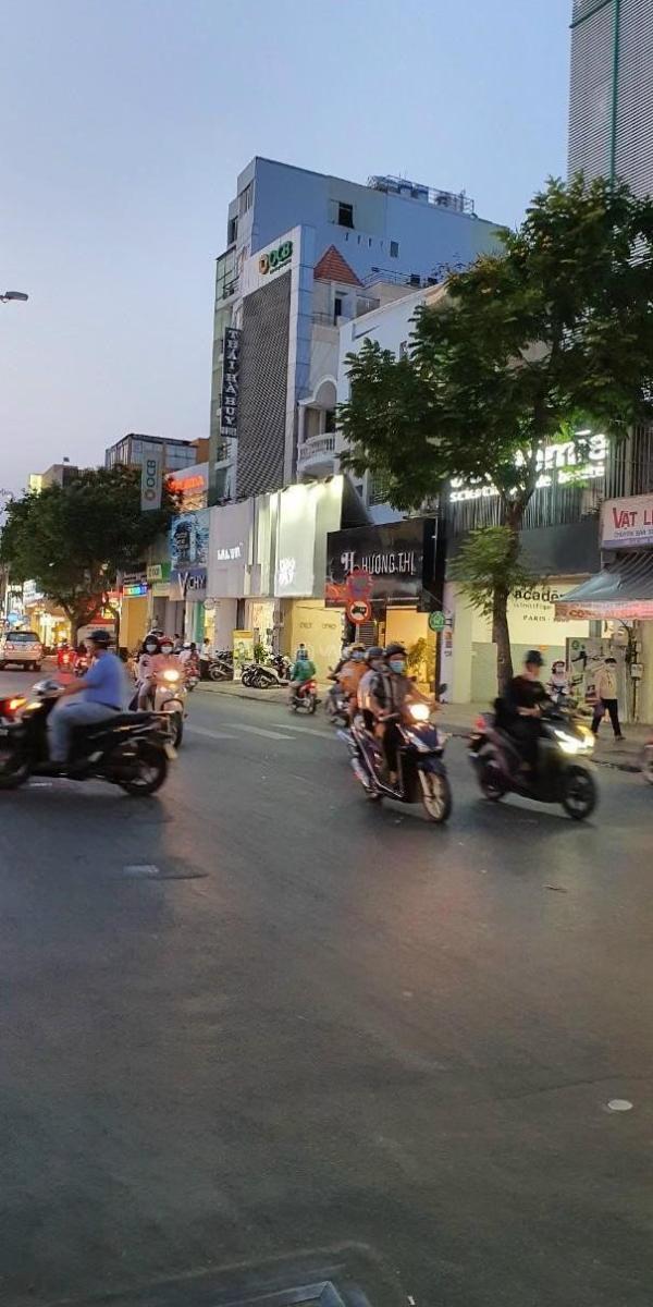 Nhà mt nguyễn duy dương khu kd vàng bạc, 🆘 q5. 4,2x17m. 3 tầng. giá 26 tỷ