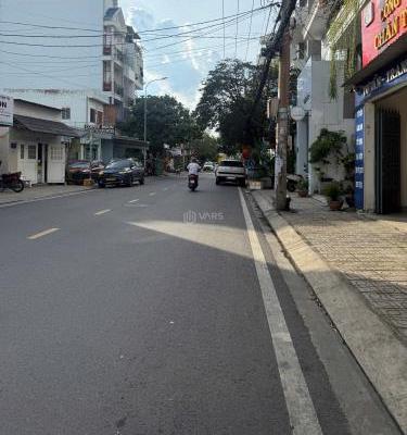 Chủ cần bán Nhà trong hẻm 160m²