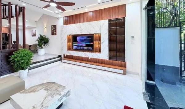 Cần bán Nhà mặt phố 90m²