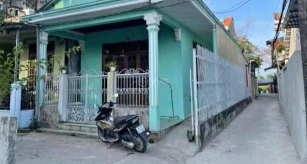 Chủ cần bán Nhà trong hẻm 102m²