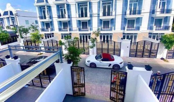 Bán Nhà trong hẻm 156m²
