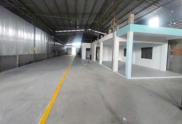 Cho thuê 2000m2 🏠 kho xưởng đường container và có sẵn 3 pha