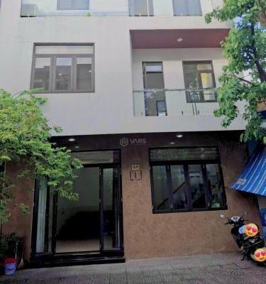 Cho thuê nhà mặt tiền 🏘️ nguyên căn 4p ngủ Đường Lê Thị Tính, An Khê,Thanh Khê, ĐN