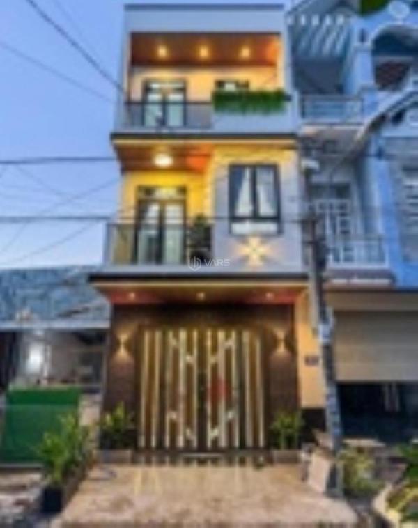 Bán nhà 2lầu đúc, mới 🏢 đẹp full nội thất sang trọng (mặt tiền - kdc 91b)