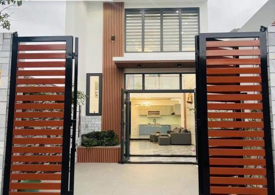 Cần bán Nhà trong hẻm 80m²