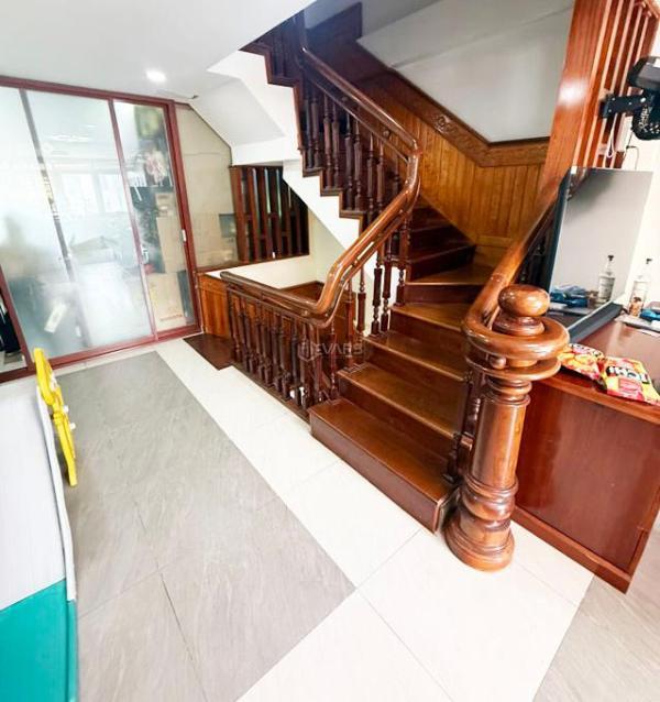 Bán Nhà trong hẻm 52m²