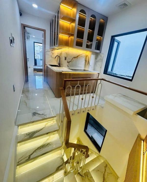 Chủ cần bán Nhà mặt phố 24m²