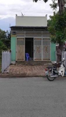 Cần 🏚️ Bán Nhà Bến Lức Long An Mặt Tiền
