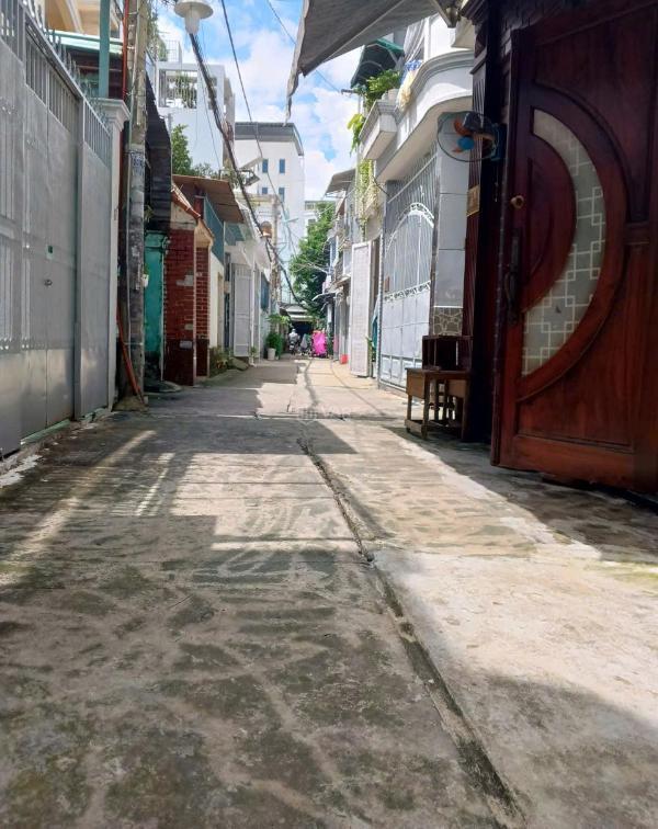 Bán nhà 2 tầng- hxh- cống lở- gần sân bay- 40m2- giá 🌊 nhỉnh 3 tỷ