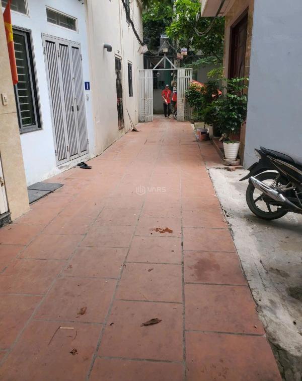 Bán nhà ngọc thuỵ,long biên 5 🏬 tầng,38m,mt4.7m oto đỗ cửa nhỉnh 6 tỷ