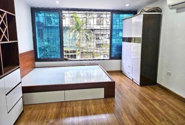 Bán nhà trường chinh, đống đa 30m 5 tầng 5 ngủ 7.85 ☘ tỷ