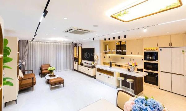 Nhà đẹp 2 thoáng full nội thất gần vincom mega mall minh khai vành đai 🏦 2