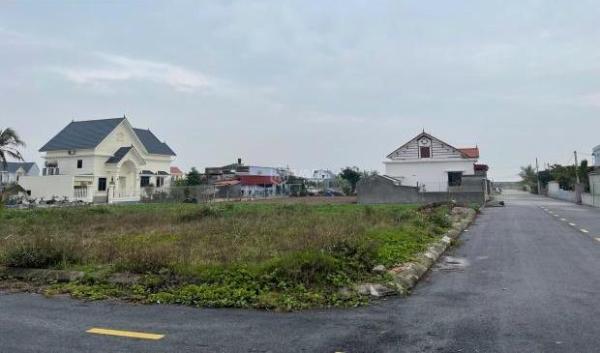 Cần tiền nhập học cho con bán đất biển Giao Phong, Giao 💥 thủy 111m2 lô góc ô tô giá mềm