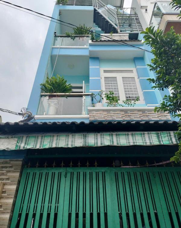 Nhà 4 tầng hẻm 6m xây dựng kiên cố còn mới 🏚️ 95 mua ở ngay bhh b bình tân