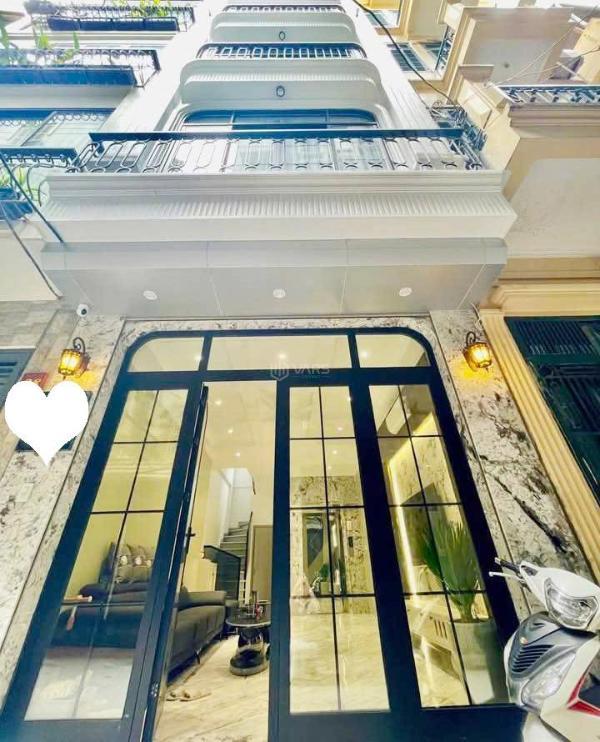 Cần bán Nhà trong hẻm 42m²