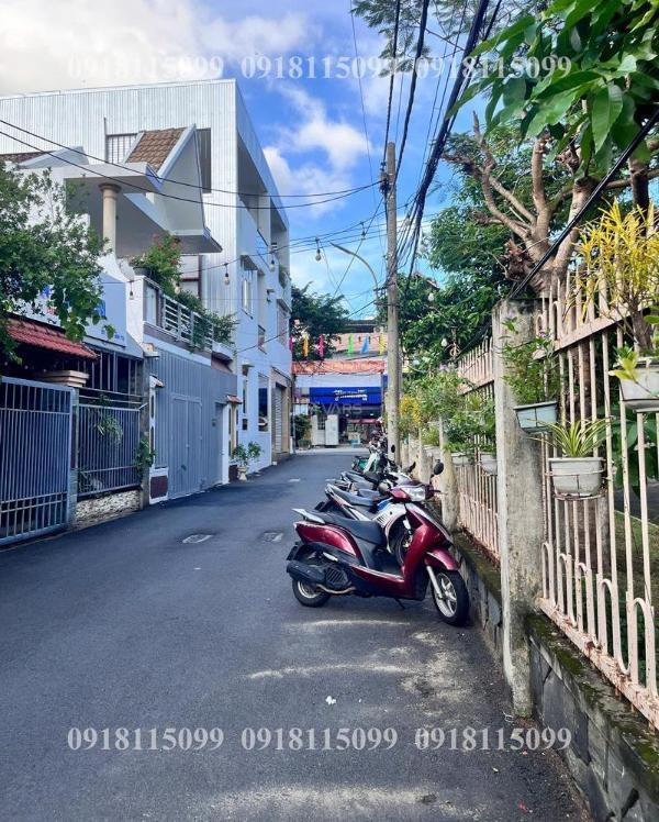 Bán Đất nền riêng lẻ 120.7m²