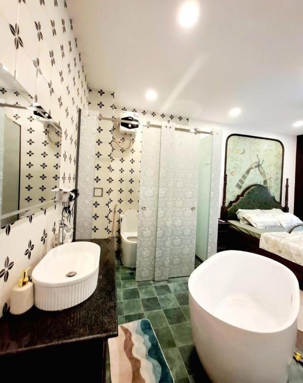 Cần bán Nhà mặt phố 72m²