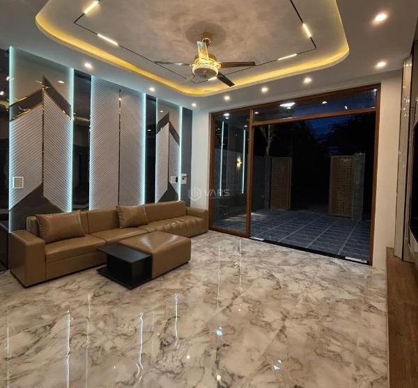 Chủ cần bán Nhà mặt phố 100m²