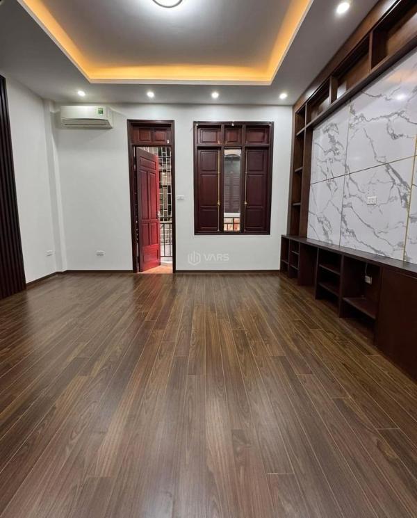 Cần bán Nhà mặt phố 65m²