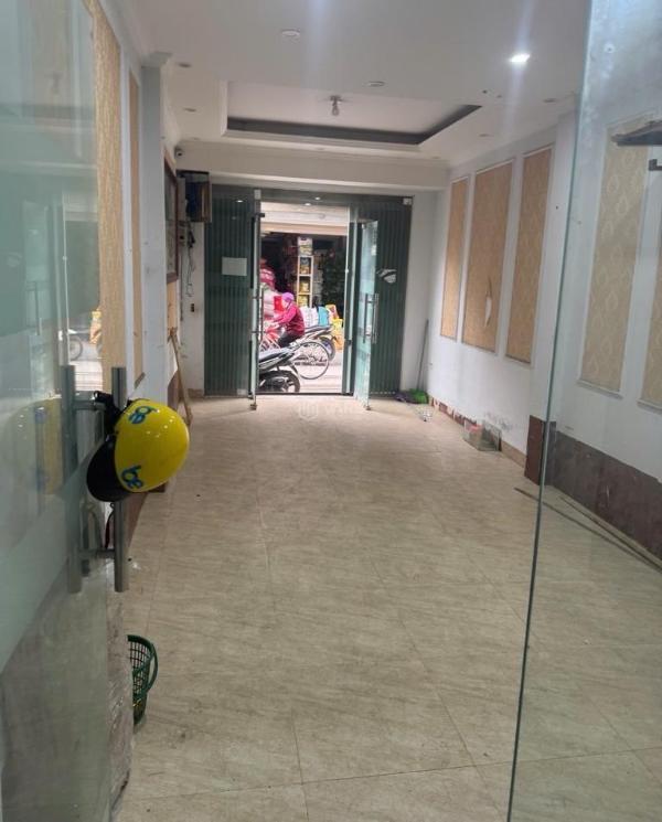 Bán nhà văn quán_kinh doanh_oto tránh_vỉa 🏬 hè rộng_sát hồ điều hoà_12,1tỉ