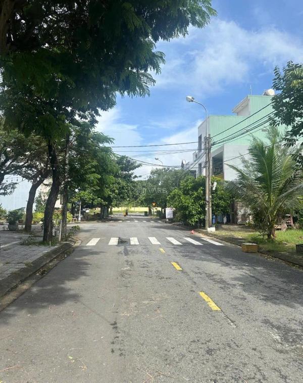 Diện tích lớn - 🏘️ gần biển - đường 7.5m - giá đầu tư