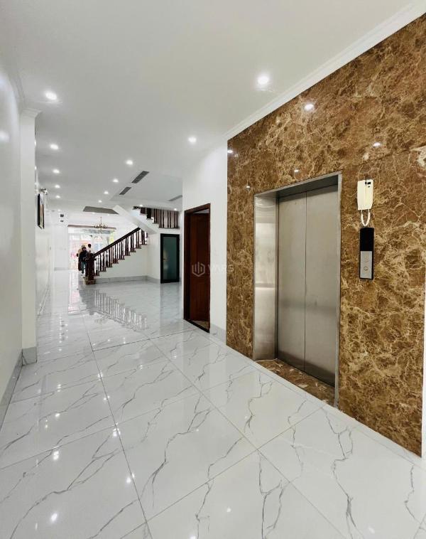 Nhà cho thuê trệt 4 lầu mới 100% hai mt 🏦 cr, cần thơ 35 triệu