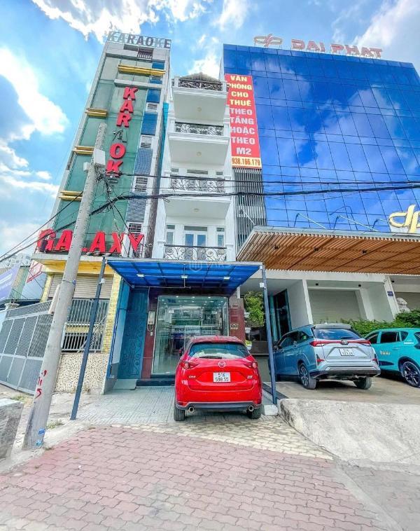 Bán Nhà mặt phố 110m²