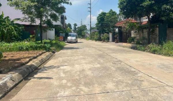 Bán lô R21 Khu May Mặc, Kim 🏠 Long, Tam Dương gần QL2B lh_09876*****