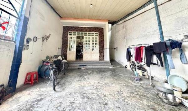 Cần bán Nhà trong hẻm 148m²