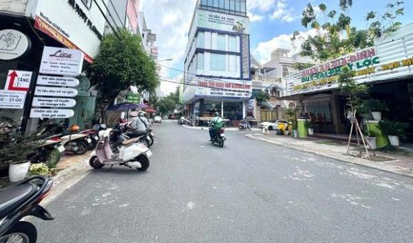 Bán Toà Nhà 2Mặt Tiền Đường D11 KDC D2D , P. 🔥 Thống Nhất,Biên Hoà, Đồng Nai 900m2 Giá 27Tỷ