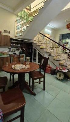 Chủ cần bán Nhà mặt phố 100m²