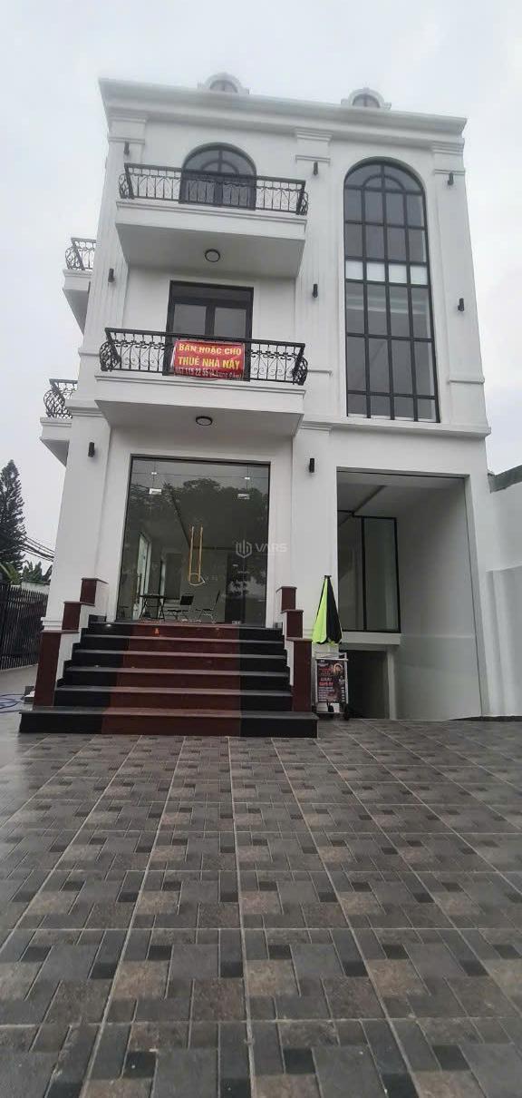 Siêu phẩm góc 2 mặt tiền khu vip linh 🔥 xuân, thủ đức diện tích:12x25mcn:300m2