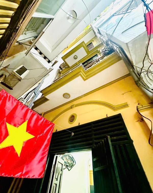 Chủ cần bán Nhà trong hẻm 38m²