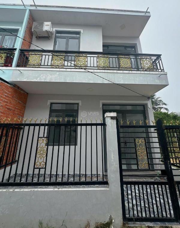 Bán nhà 1 trệt 1 lầu khu dân cư phú nhuận,tp bến 🏬 tre