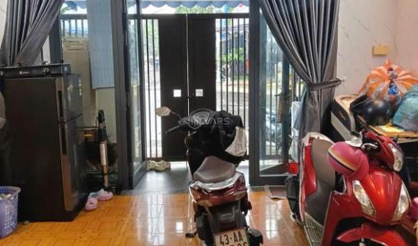 Cần bán Nhà trong hẻm 75m²