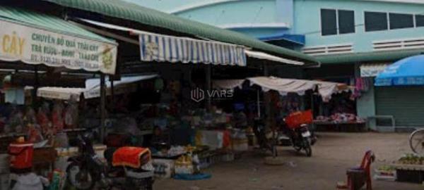 Bán đất đường 🏬 nhựa gần chợ Phú Long
