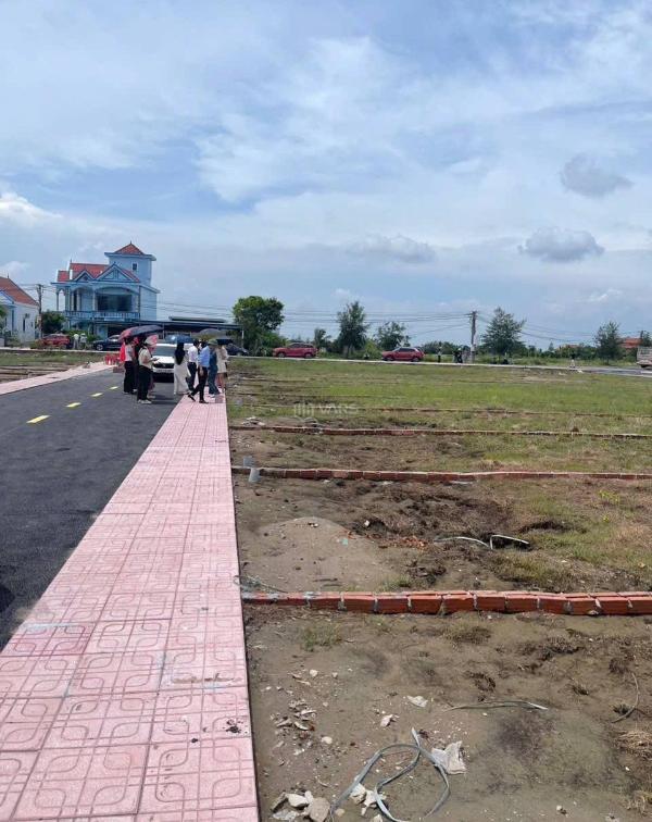 Bán Đất nền riêng lẻ 100m²