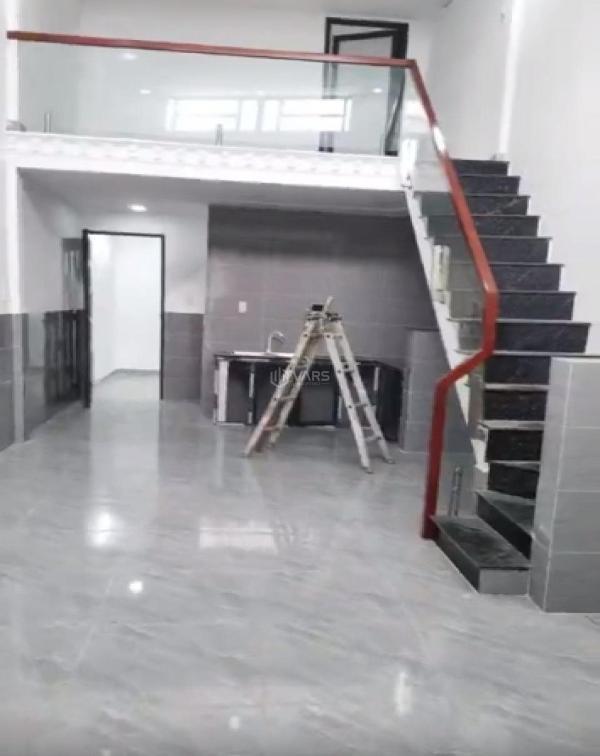 Cần bán Nhà trong hẻm 76m²