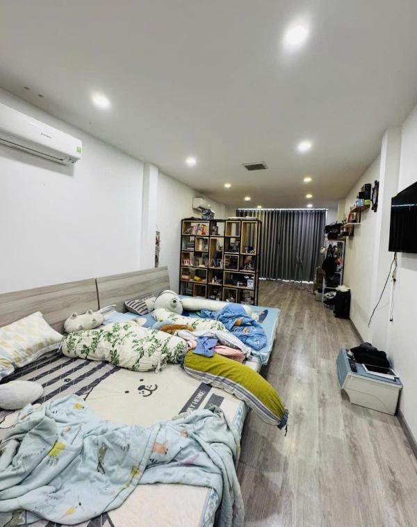 Giảm mạnh 🆘 3 tỷ - nhà 4 tầng 74m2 hxh sau lưng căn mặt tiền phan đăng lưu