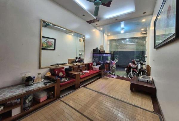 Bán nhà phân 👍 lô nguyễn chí thanh 51m ô tô đỗ cửa, 2 thoáng kinh doanh 16 tỷ