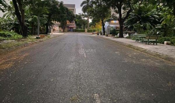 Chủ cần bán Đất nền riêng lẻ 120m²