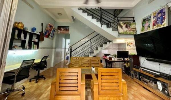 Bán nhà 🏬 2 Tầng Đông Hòa,SHR đường xe hơi,liền kề ĐHQG TPCHM