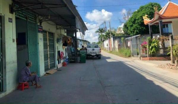 Nhà kho xã Tân Bửu, Bến 👍 Lức dt 168m2 full thổ giá 4,5 tỷ