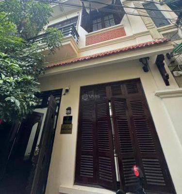 BIỆT THỰ 🌊 PHỐ VŨ NGỌC PHAN - DT 90M2 x 5T - MT 5,3M - 23,5 TỶ - Ô TÔ ĐỖ CỬA-NGÕ RỘNG