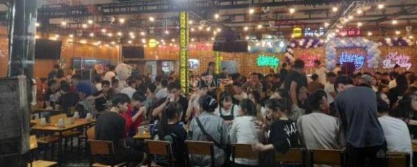 ♥ 🏣 Nhà MT Nguyễn Hoàng, 110m2, ngang 7m, Kinh Doanh Cực Thịnh, 14 tỷ