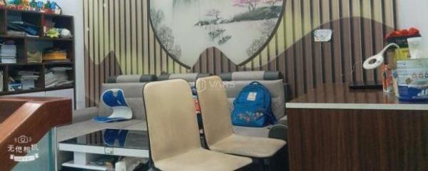 Cần bán Nhà trong hẻm 94m²